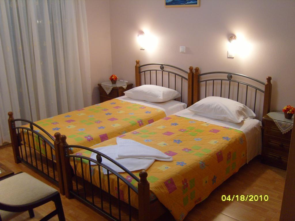Elisabeth Villas Kerveli Quarto foto