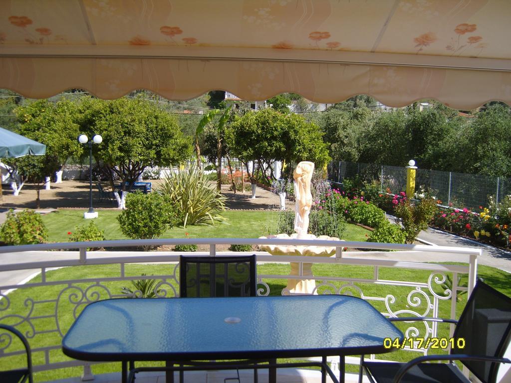 Elisabeth Villas Kerveli Quarto foto